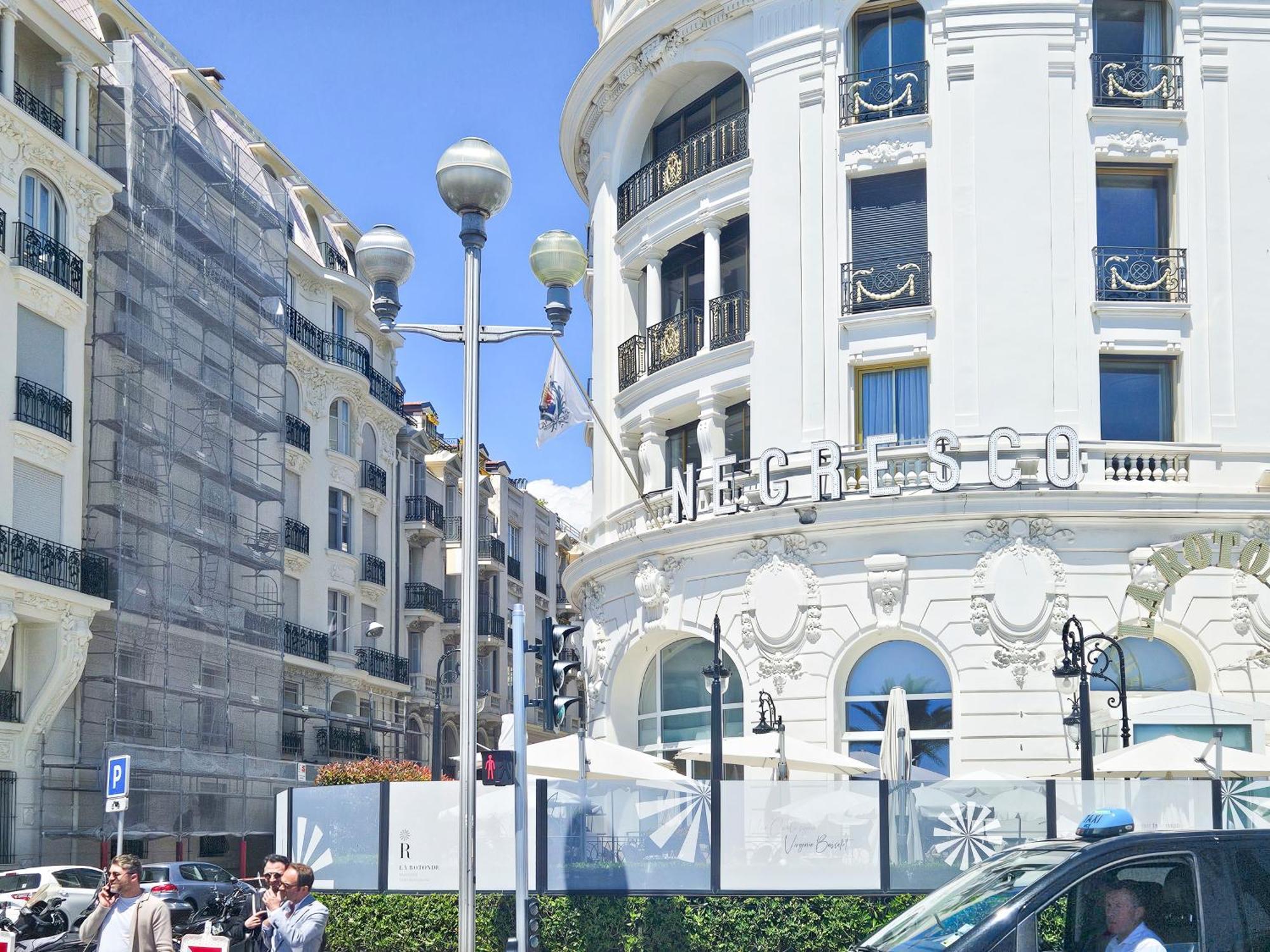 Palace Adly 2 Pers Wifi A/c Sea